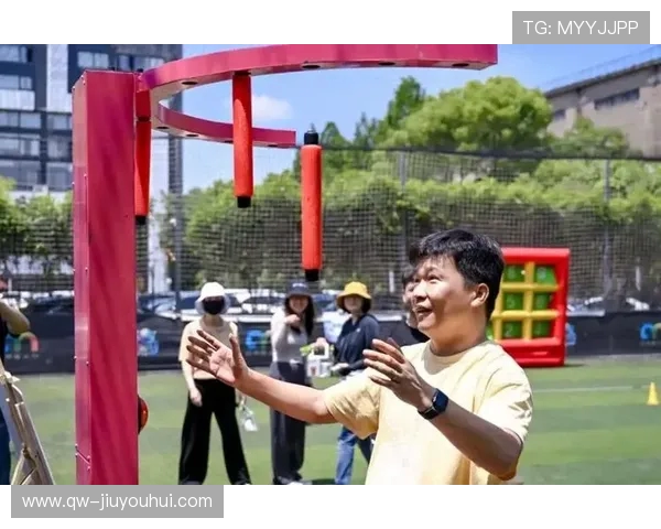 畅享动感悬浮足球打造安全有趣的家庭室内足球新体验